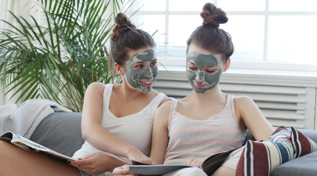 Jelly mask vs. bubble mask : Entre expérience et efficacité pour une peau sublimée, quid du choix éclairé
