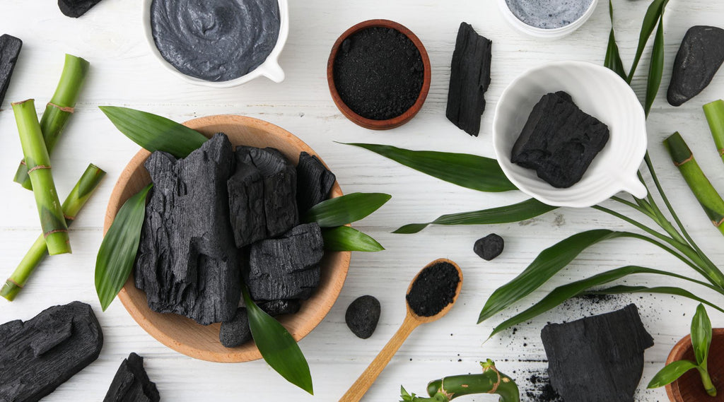 Les bienfaits du charbon en cosmétique : Un trésor noir pour votre peau